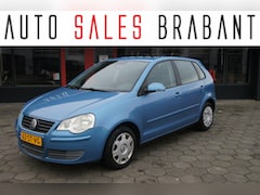 Volkswagen Polo - 1.4-16V Trendline