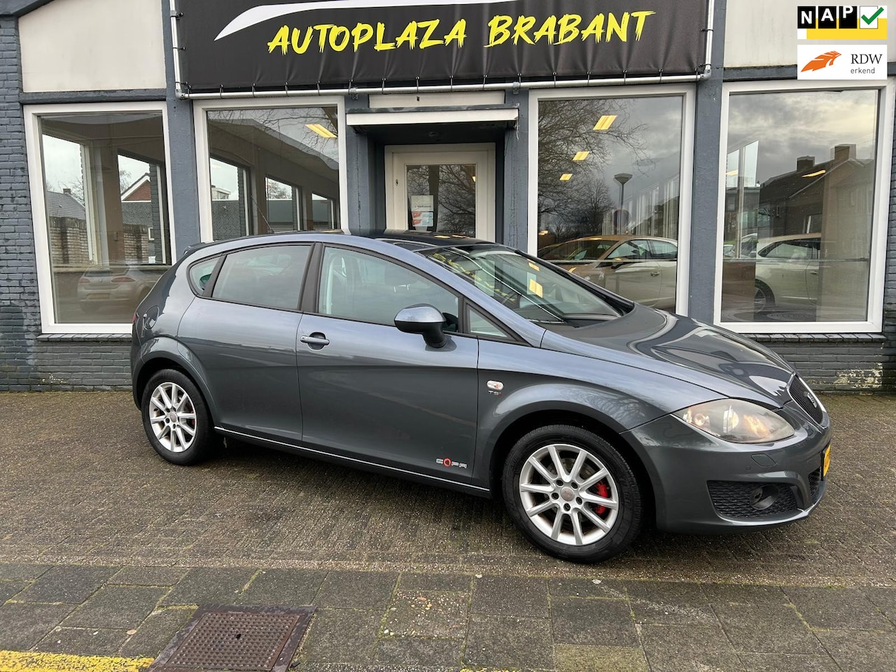 Seat Leon - 1.4 TSI COPA/ CRUISE/ CLIMA/ BLUETOOTH/ STOELVERW/ NAVI/ PDC/ USB - AutoWereld.nl