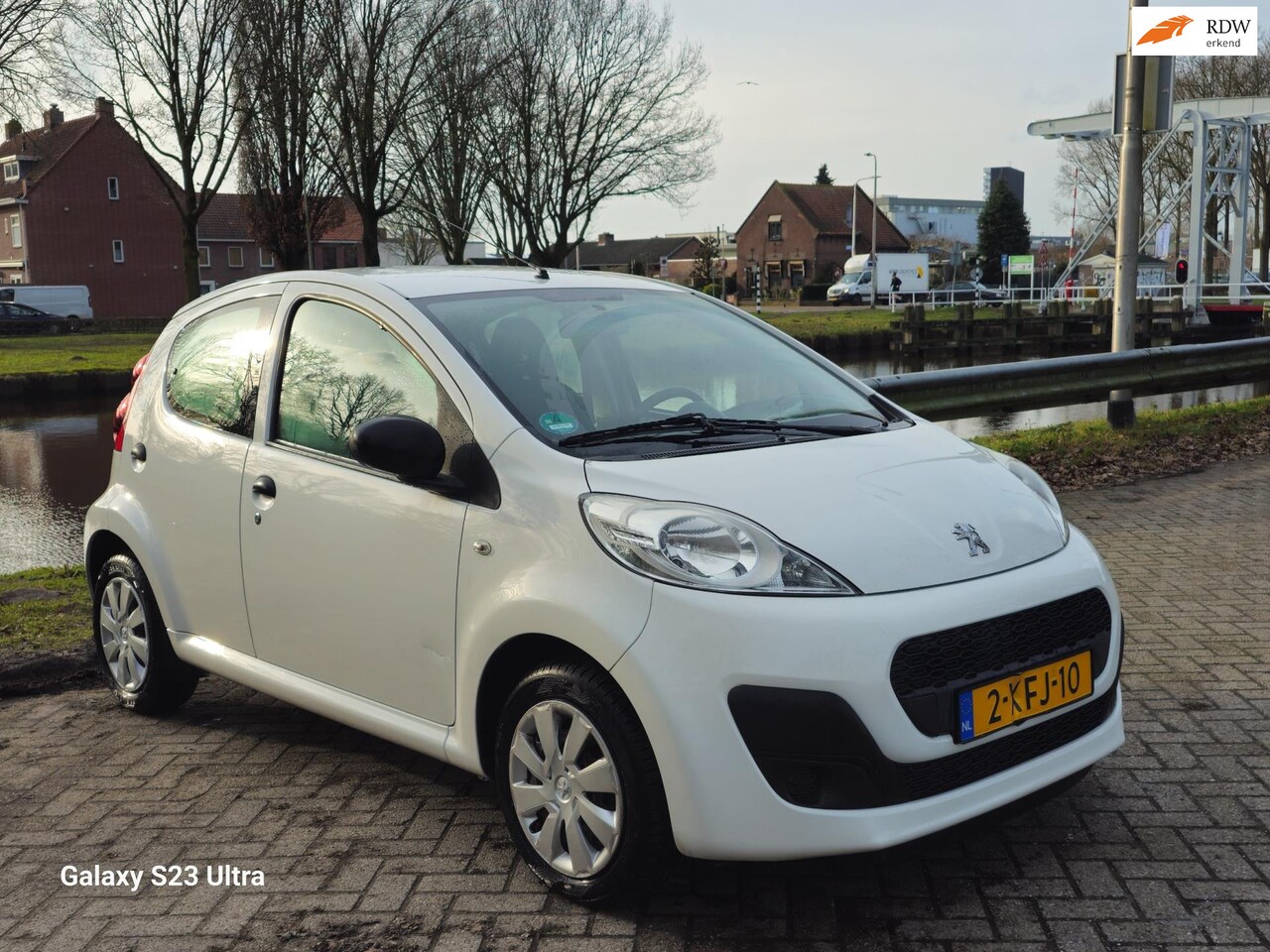 Peugeot 107 - 1.0 Access Accent 2e eigenaar airco cv op afs lage km org nl auto - AutoWereld.nl