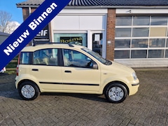 Fiat Panda - 1.1i "Active" Hoge instap - Trekhaak - Apk 01-08-2025