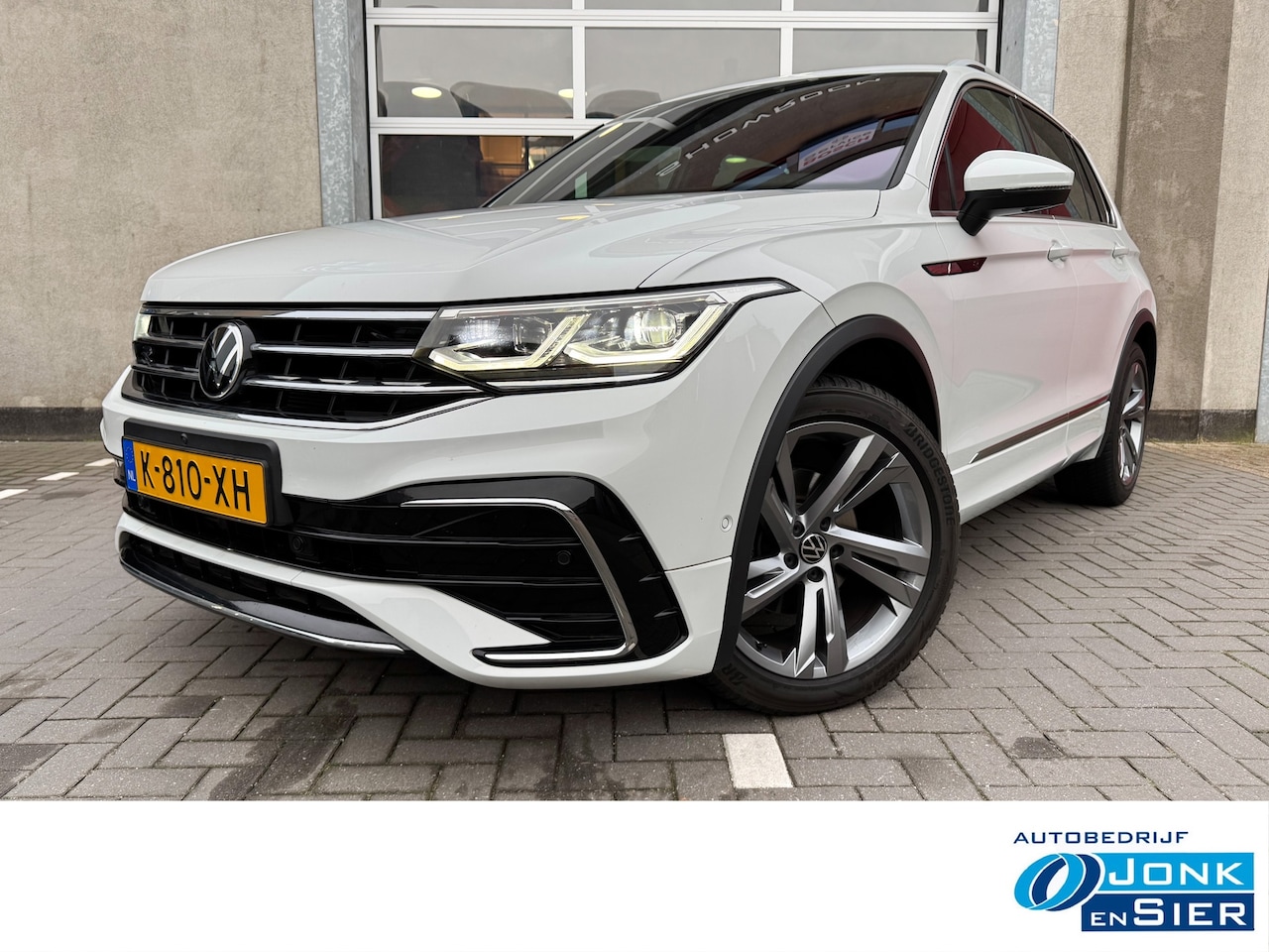 Volkswagen Tiguan - 1.5 TSI R-Line Business+|Trekhaak|Matrix LED|360 camera|Winterpakket|Rijklaarprijs! - AutoWereld.nl