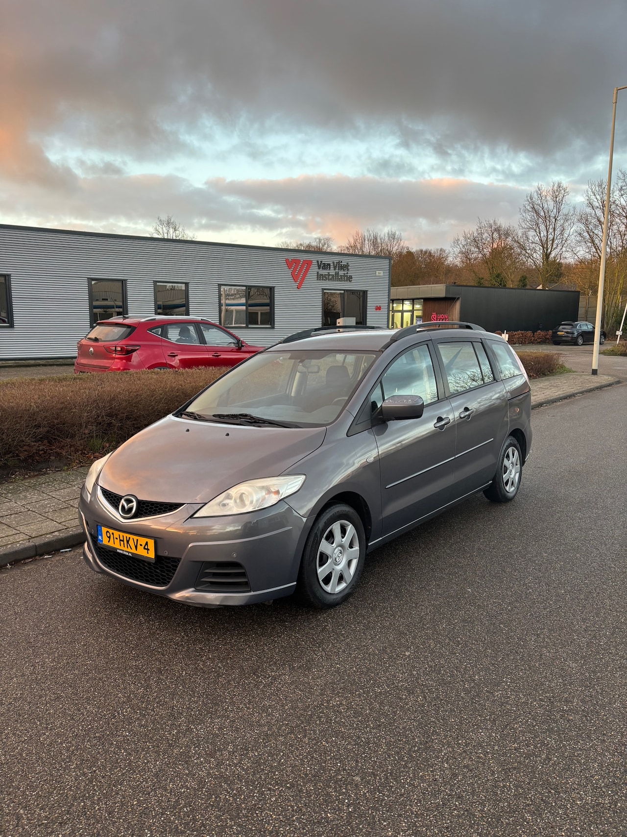 Mazda 5 - 2.0 CiTD Touring Airco - AutoWereld.nl