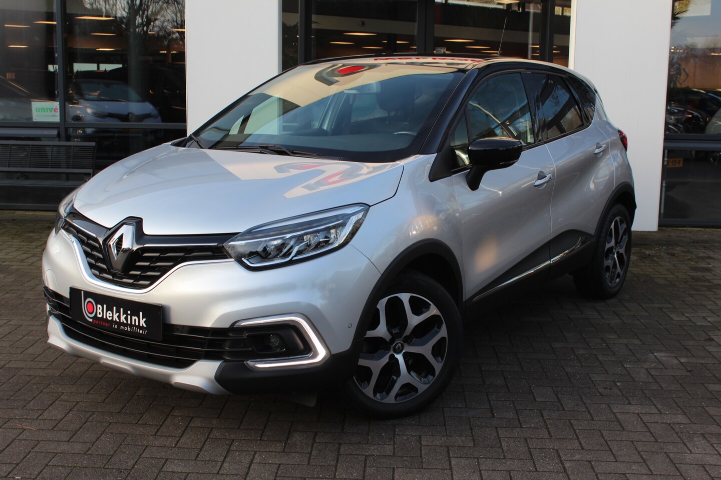 Renault Captur - 1.3 TCe Intens 150 PK EDC AUTOMAAT,Navigatie, PDC, Clima, Cruise contr - AutoWereld.nl