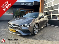 Mercedes-Benz CLA-Klasse - 180 Business Solution AMG | Sfeerverlichting | 33.000 KM | LED koplampen | NL-Auto |