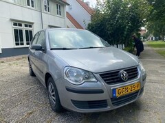 Volkswagen Polo - 1.2 Trendline NETTE 4 DEURS VW POLO 1.2 MET 175.000 KM--APK TOT JULI 2025--AIRC0