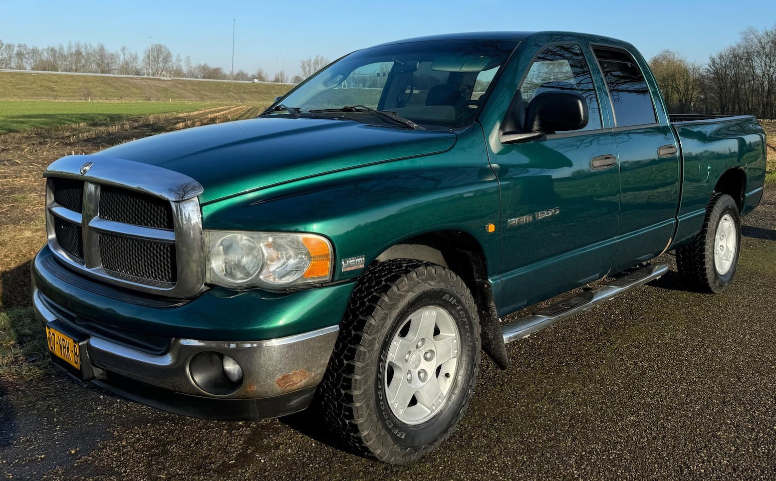 Dodge Ram 1500 - 5.7 HEMI 340PK 4x4 LPG BENZINE 2004 MARGE - AutoWereld.nl