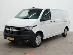 Volkswagen Transporter - 110pk L2H1 Executive 2x Schuifdeur Navigatie Cruisecontrol Airco