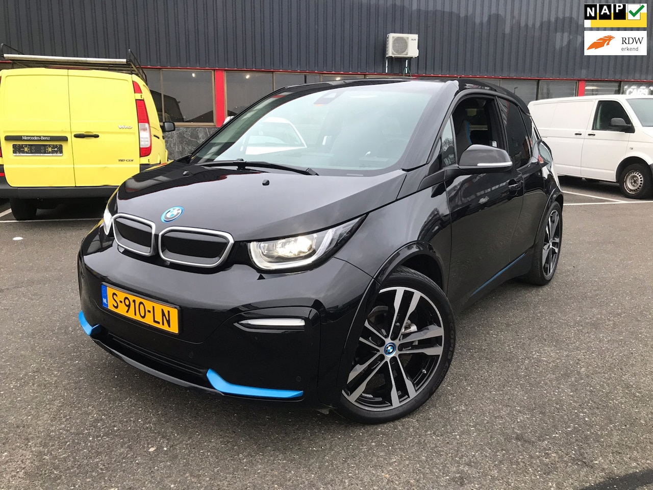 BMW i3 - S 120Ah 42 kWh For The Oceans Edition LED | 20'' Lichtmetaal | Navigatie | Apple Carplay - AutoWereld.nl