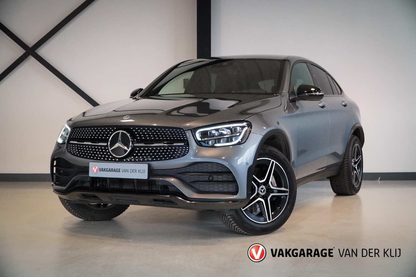 Mercedes-Benz GLC-klasse Coupé - 300 e 4MATIC AMG | Night Pakket | ACC | Memory Stoelen | Camera | Sfeerverlichting | - AutoWereld.nl