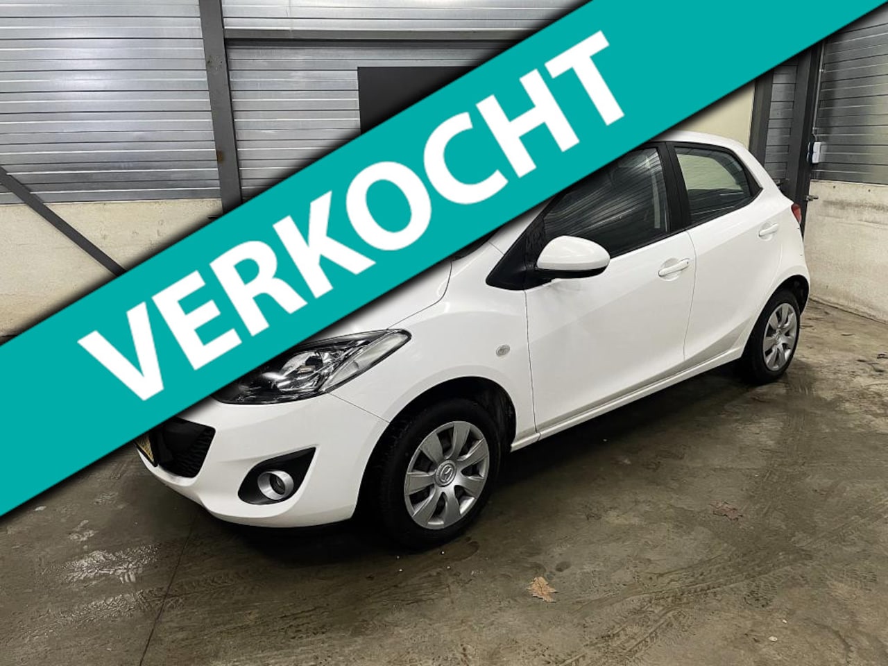 Mazda 2 - 1.3 GT-L 1ste eigenaar stoelverwarming airco - AutoWereld.nl