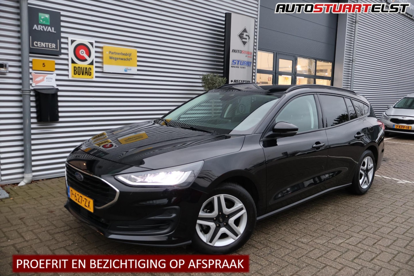 Ford Focus Wagon - 1.0 EcoBoost Hybrid 125pk|Navie|LED|Fourseason-banden|NL-Auto|1e-Eigenaar|Voledige Histori - AutoWereld.nl