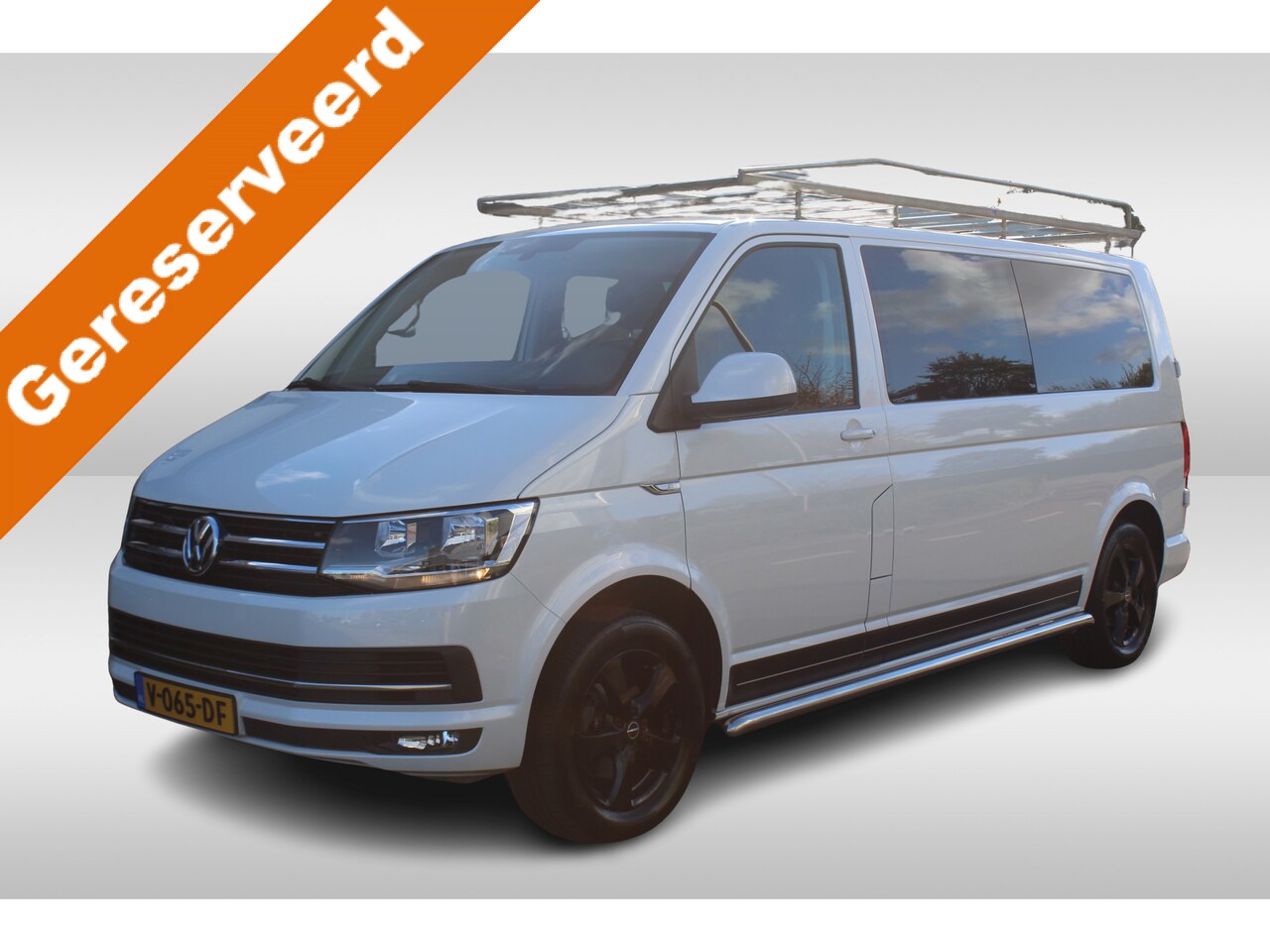 Volkswagen Transporter - 2.0 TDI L2H1 DC Highline 150 Pk Automaat Leer - AutoWereld.nl