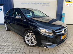 Mercedes-Benz B-klasse - 180 Business Solution AMG 5-drs / APPLE CARPLAY / TREKHAAK