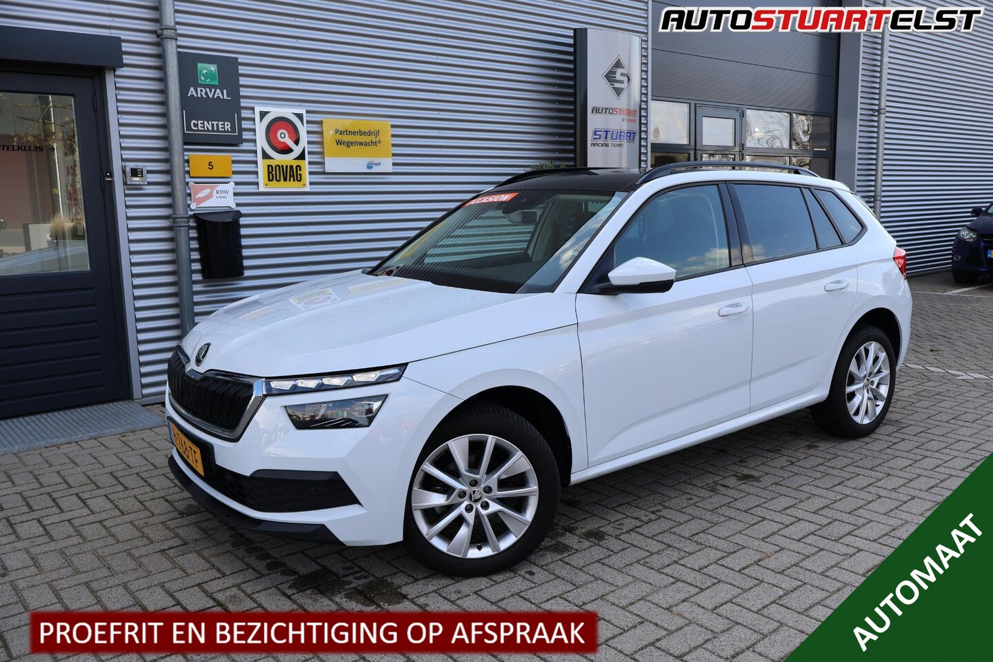 Skoda Kamiq - 1.0 TSI Business Edition Virtueel Cockpit | Pano | PCD | Navi | Trekhaak-Afn | Ad-Cruise | - AutoWereld.nl