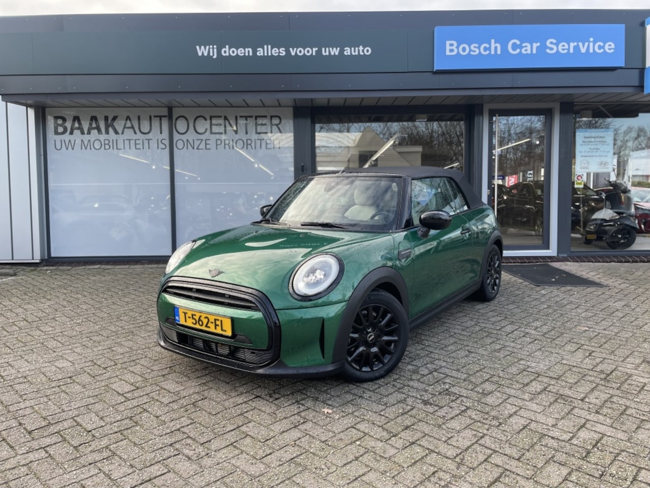 MINI Cabrio - 1.5 Cooper Classic Mini 1.5 Cooper Classic - AutoWereld.nl