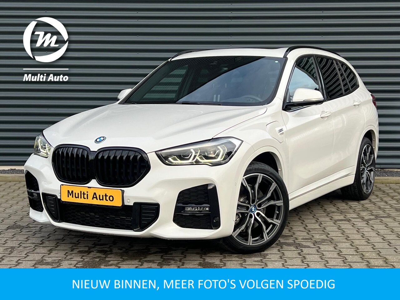 BMW X1 - xDrive25e Plug in Hybrid M Sport PHEV | Panodak | Camera  | Sportstoelen Verwarmd | Sfeerv - AutoWereld.nl