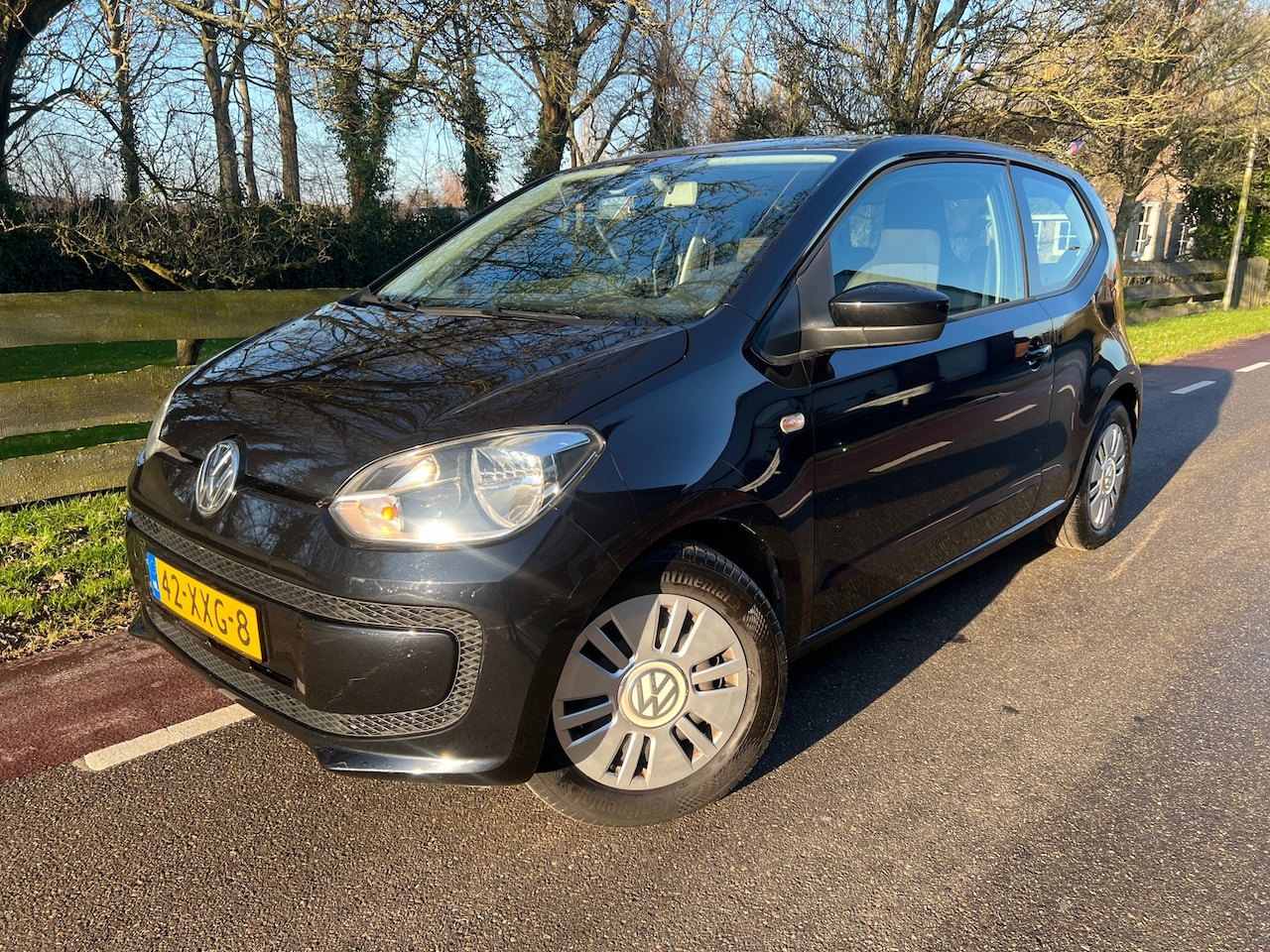 Volkswagen Up! - 1.0 move up! BlueMotion Airco - AutoWereld.nl