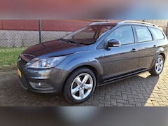 Ford Focus Wagon - 1.6 Comfort