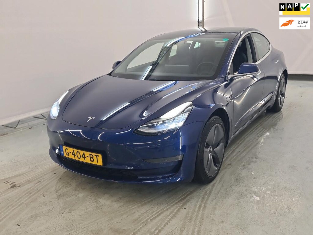 Tesla Model 3 - Long Range RWD Long Range RWD 75 kWh 92% SOH DUAL MOTOR - AutoWereld.nl