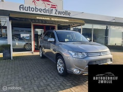 Mitsubishi Outlander - 2.0 PHEV AUTOMAAT *AIRCO *NAVI *CRUISE