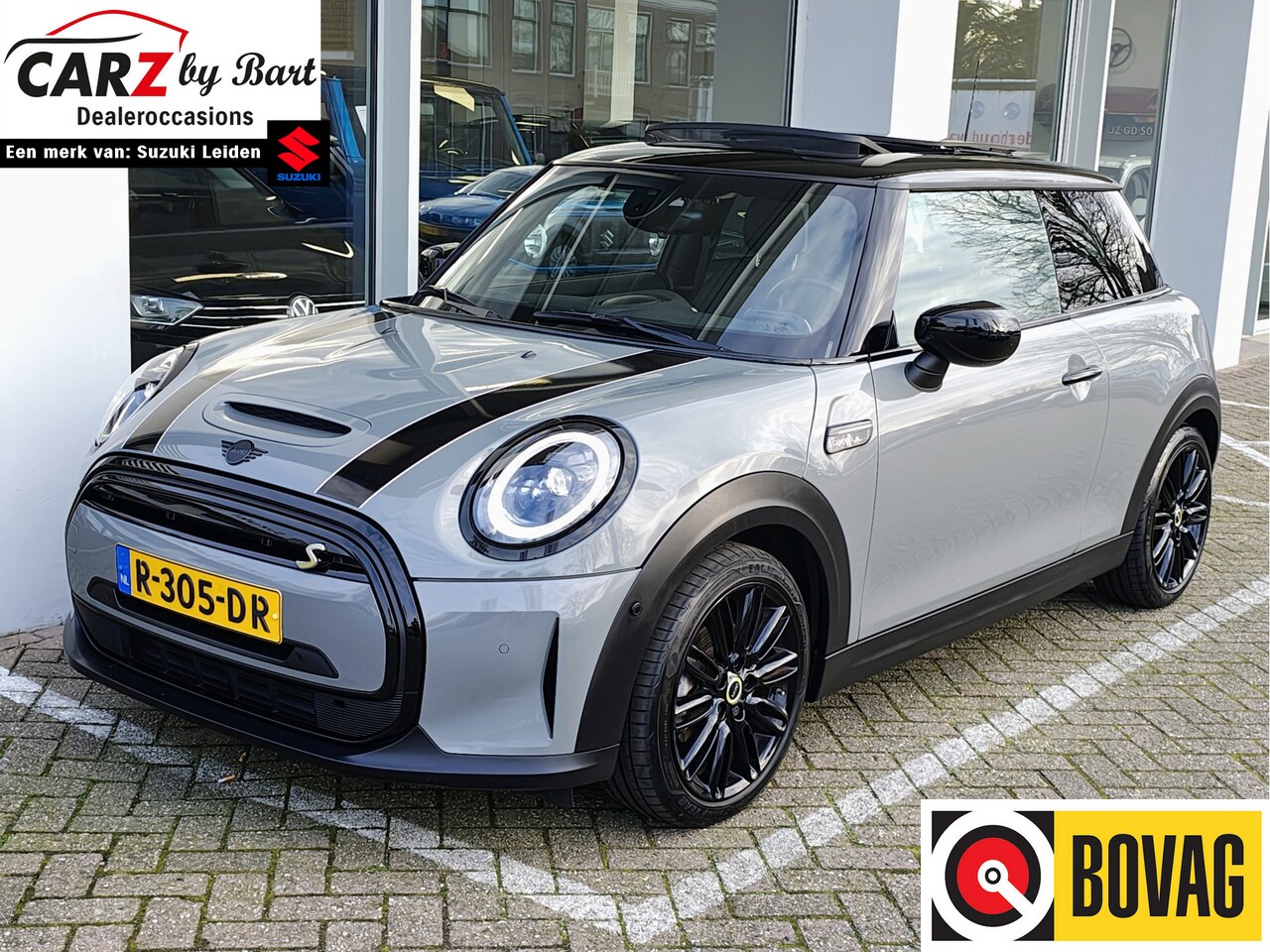 MINI Mini-Electric - CAMDEN PLUS EDITION 33 kWh Leder | Open dak | Head Up | Stoelverwarming - AutoWereld.nl