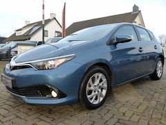 Toyota Auris - 1.3 Now NAVI CAMERA CLIMA LMV