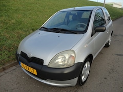 Toyota Yaris - 1.0-16V VVT-i Terra 1st eig 125000Km