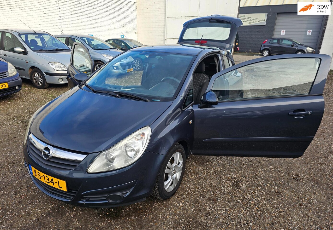 Opel Corsa - 1.0-12V Essentia ketting vervangen airco - AutoWereld.nl