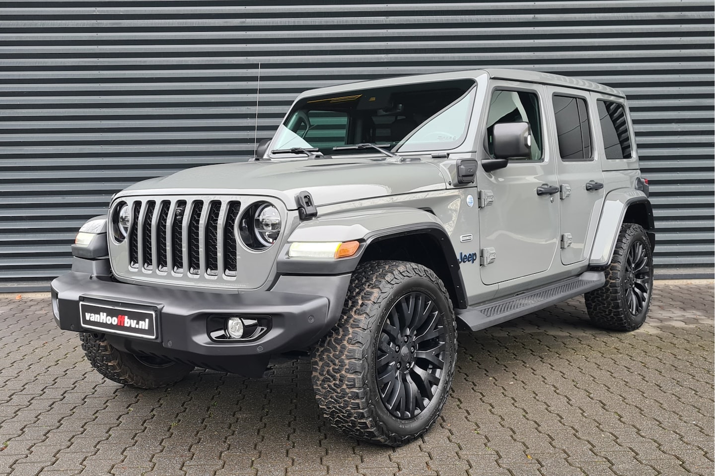 Jeep Wrangler Unlimited - 4xe 380 Sahara -OpenSky-trekhaak - AutoWereld.nl