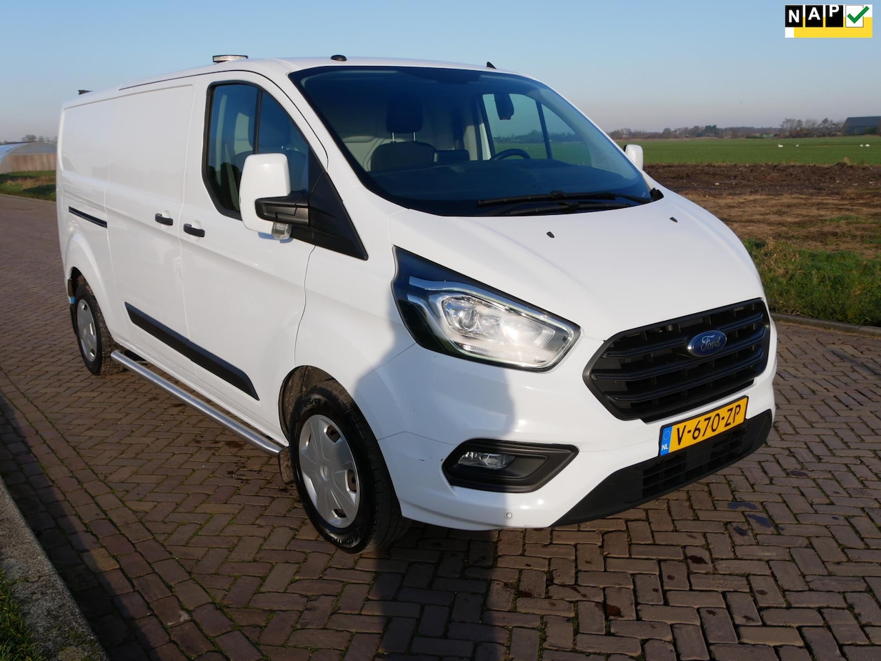 Ford Transit Custom - 320 2.0 TDCI 96kW L2H1 Trend AC NAVI CAMERA - AutoWereld.nl