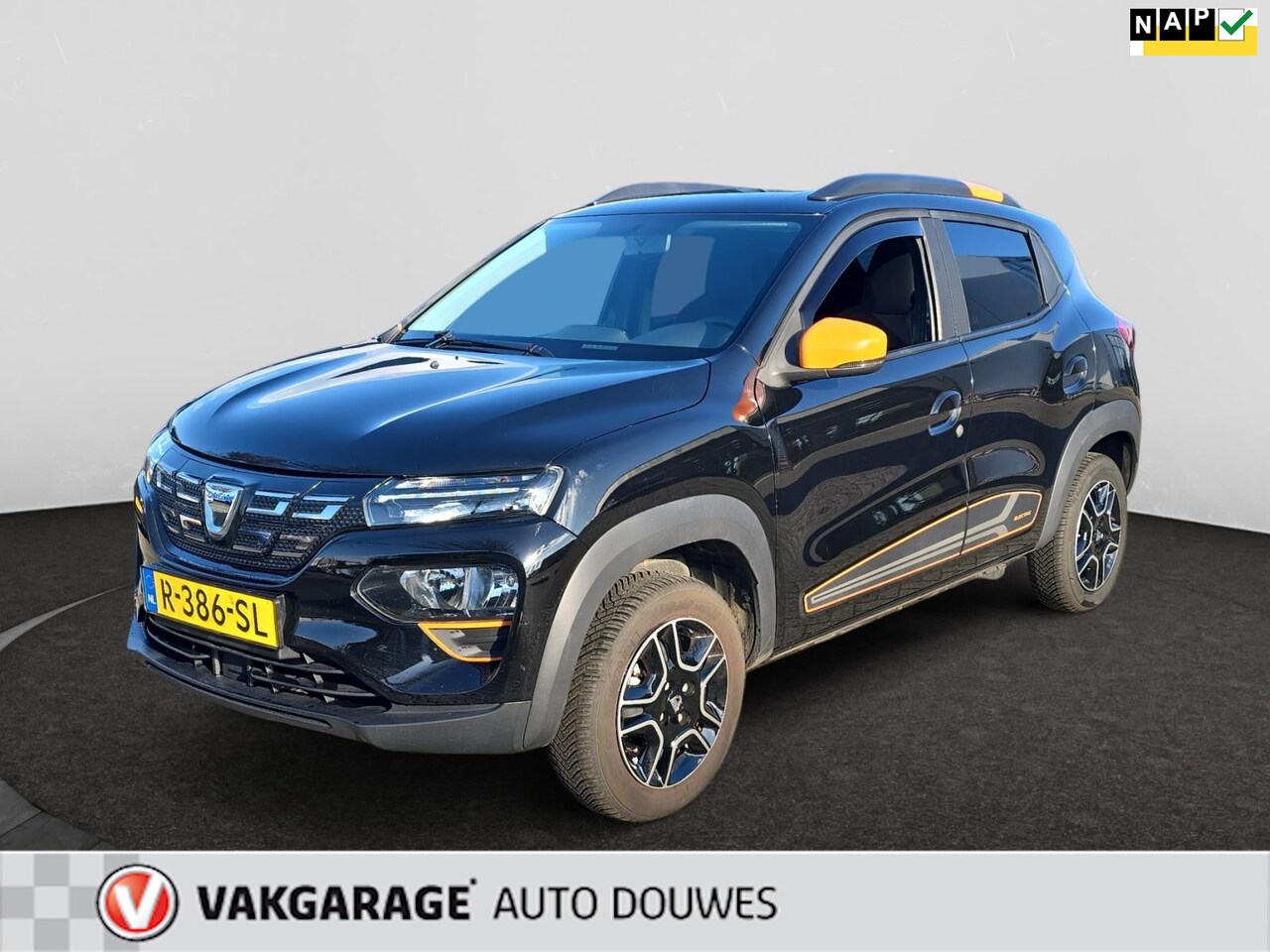 Dacia Spring - Essential 27 kWh |NAP |1e eigenaar |Leder |5drs. |Airco - AutoWereld.nl