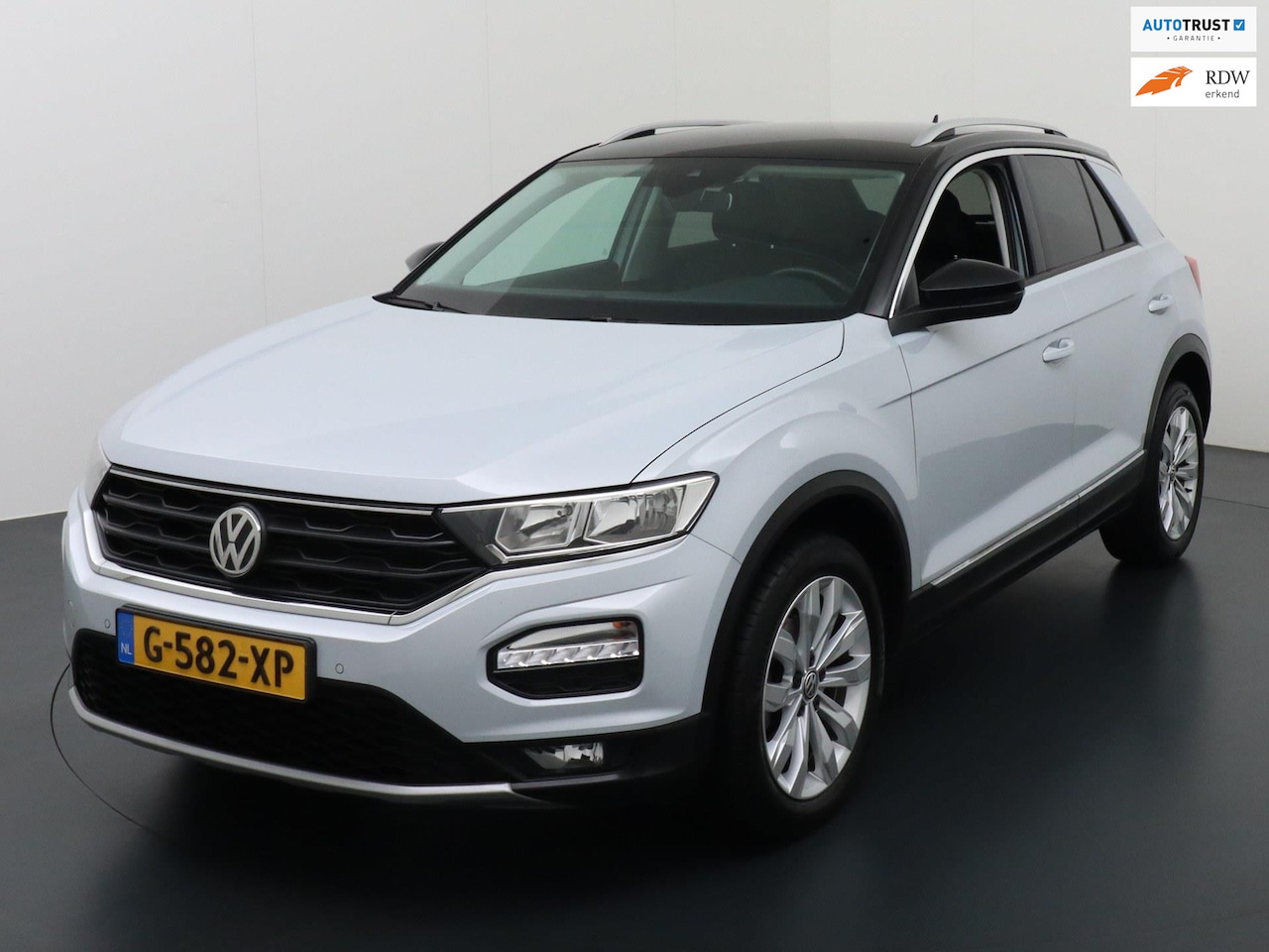 Volkswagen T-Roc - 1.5 TSI Style Business 1.5 TSI Style Business - AutoWereld.nl