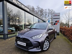 Toyota Yaris - 1.5 Hybrid Dynamic/LMV/STOEL-EN STUURVERWARMING/CARPLAY/KEYLESS ENTRY