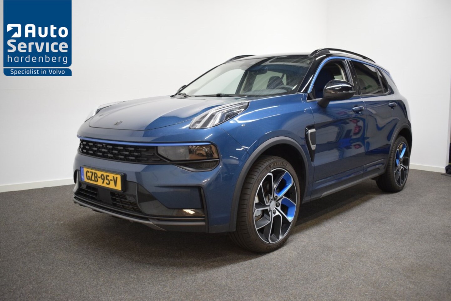 Lynk & Co 01 - 1.5 261pk AUT7 PHEV 72km Elec. Pano/ Adapt./ 360 Camera/ Dig. Dashboard/ Stoelverw. - AutoWereld.nl