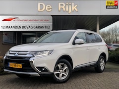 Mitsubishi Outlander - 2.2 DI-D Executive Edition 4WD | Navi, Camera, Cruise, Climate, Licht/regensensor | Goed o