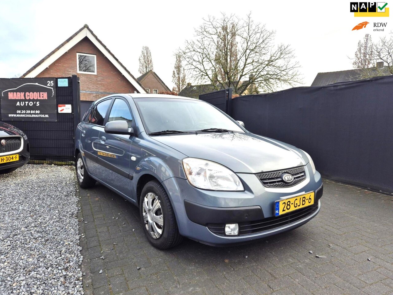 Kia Rio - 1.4 X-tra 5 Deurs Airco - AutoWereld.nl