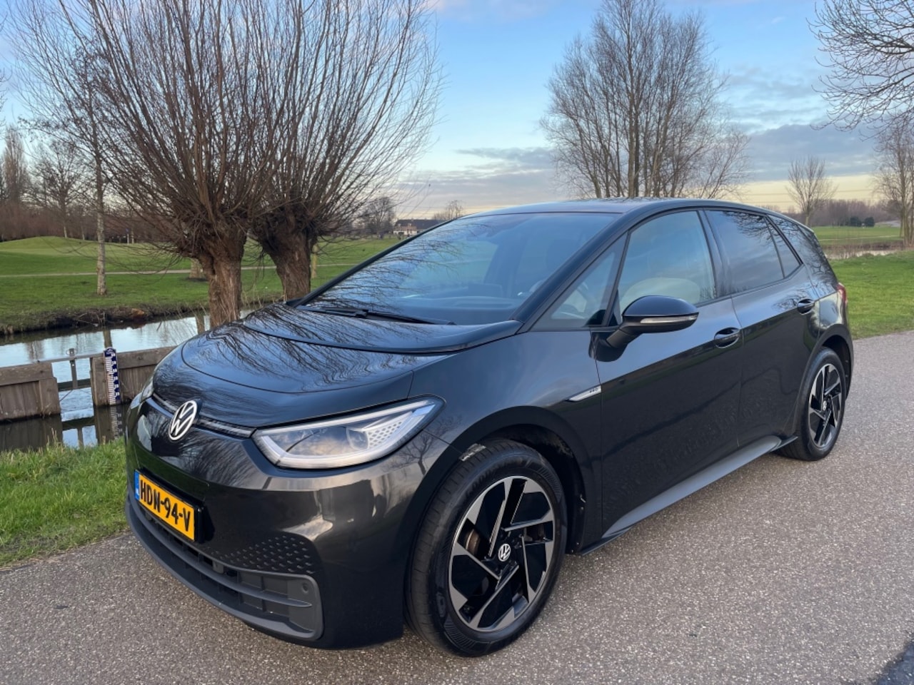 Volkswagen ID.3 - Pro 58 kWh Pro 58 kWh - AutoWereld.nl