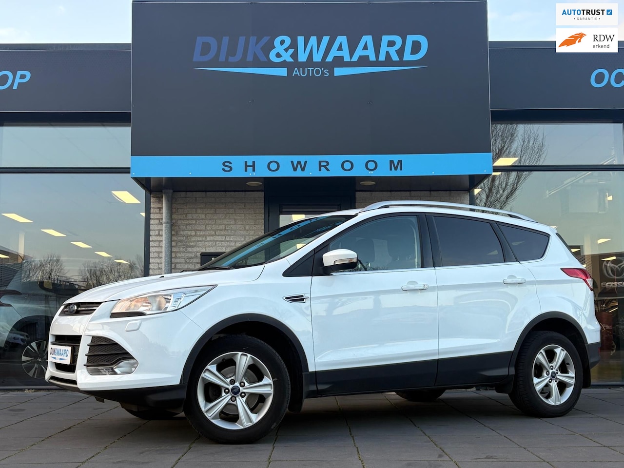 Ford Kuga - 1.5 Trend | CRUISE | AIRCO | TREKHAAK | STOELVERWARMING - AutoWereld.nl