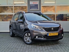 Peugeot 2008 - 1.2 PureTech Blue Lion|airco|Trekhaak|Pano|Cruise|