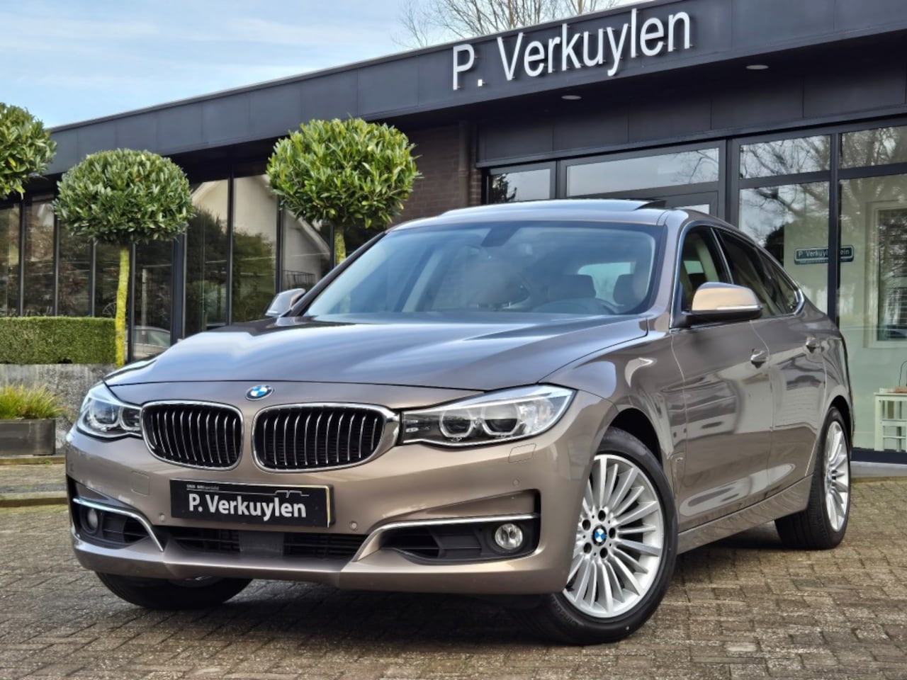 BMW 3-serie Gran Turismo - 320I XDRIVE HIGH EX. I PANORAMA I SPORTSTOELEN I TREKHAAAK I ADA - AutoWereld.nl