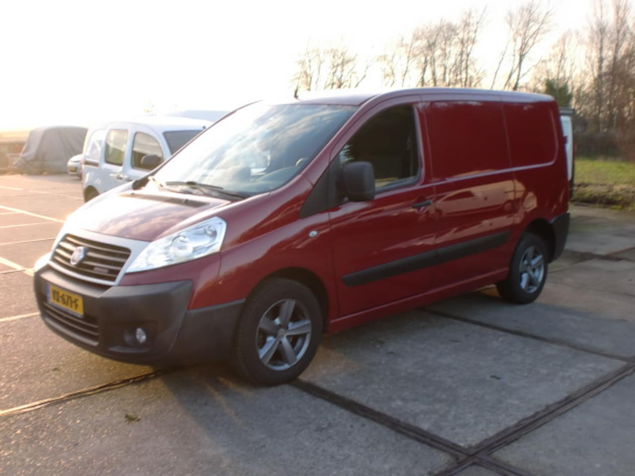 Fiat Scudo - 2.0 D 120KW 5DRS AIRCO CRUISE 3PERS LEASE€ 108 LMV - AutoWereld.nl