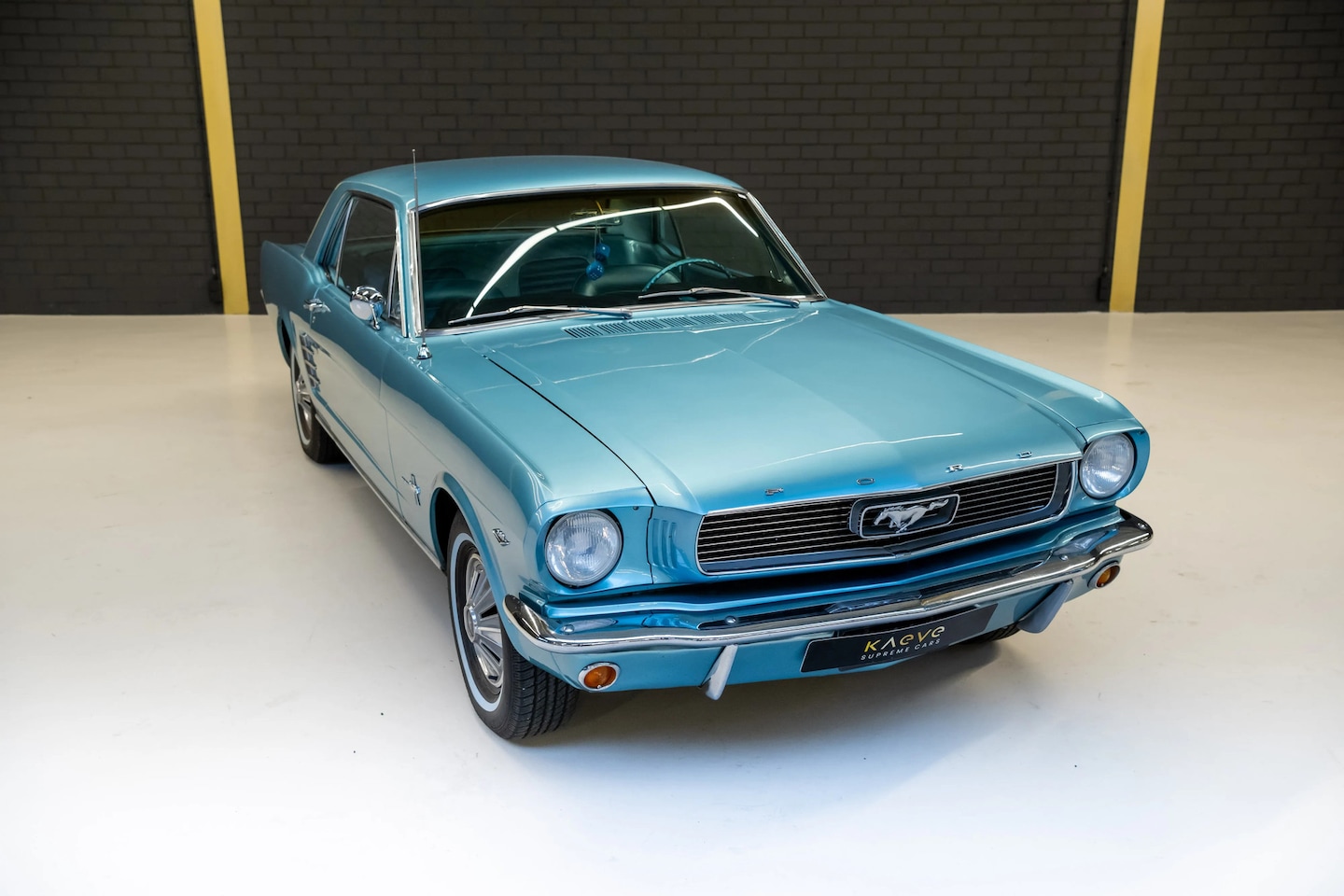 Ford Mustang - 4.7 V8 "Tahoe Turquoise" - AutoWereld.nl