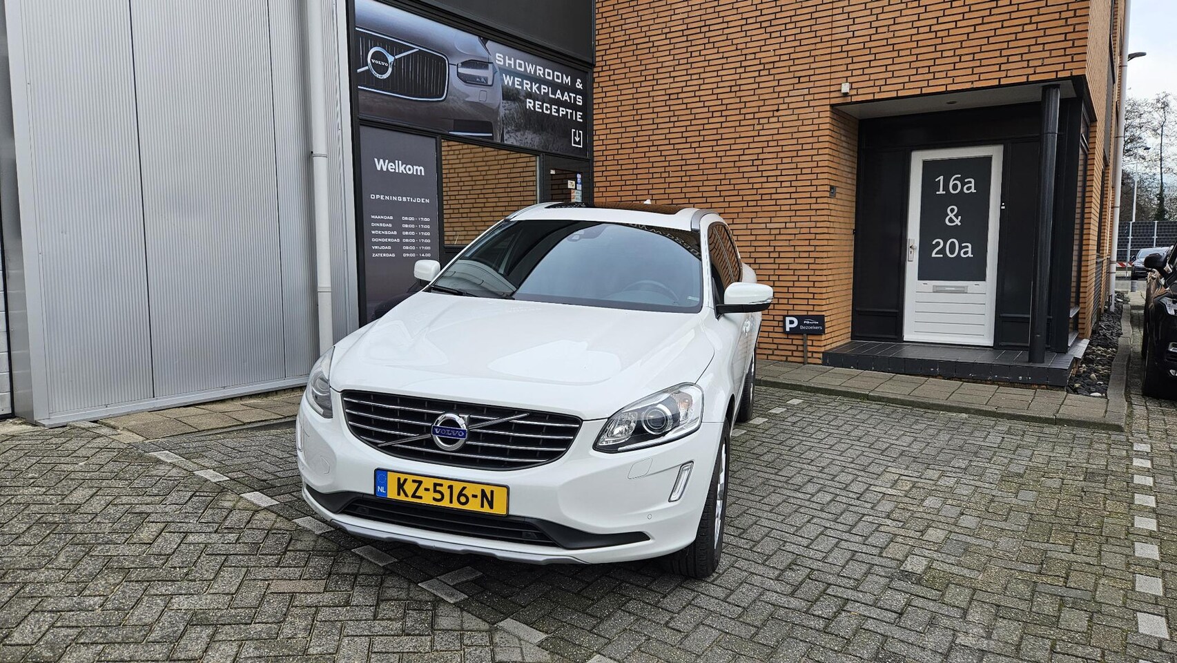 Volvo XC60 - 2.0 T5 FWD Polar 2.0 T5 FWD Polar+ - AutoWereld.nl