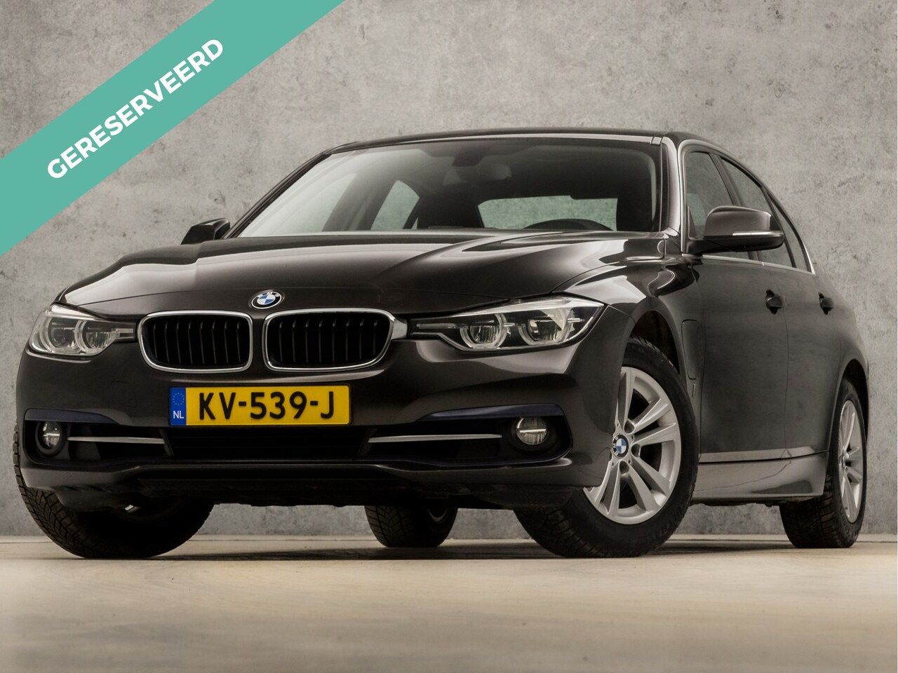 BMW 3-serie - 330e Centennial Executive Sportline 252Pk Automaat (NAVIGATIE, CLIMATE, LED KOPLAMPEN, SPO - AutoWereld.nl