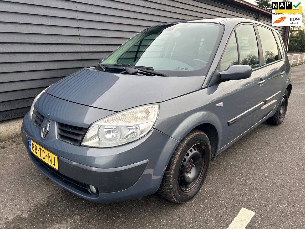 Renault Scénic - 1.6-16V Expression Luxe APK t/m 06-09-2025 - AutoWereld.nl