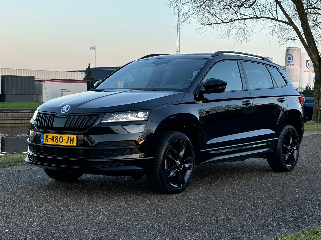 Skoda Karoq - 1.5 TSI ACT Sport Line | DSG | Applecarplay - AutoWereld.nl