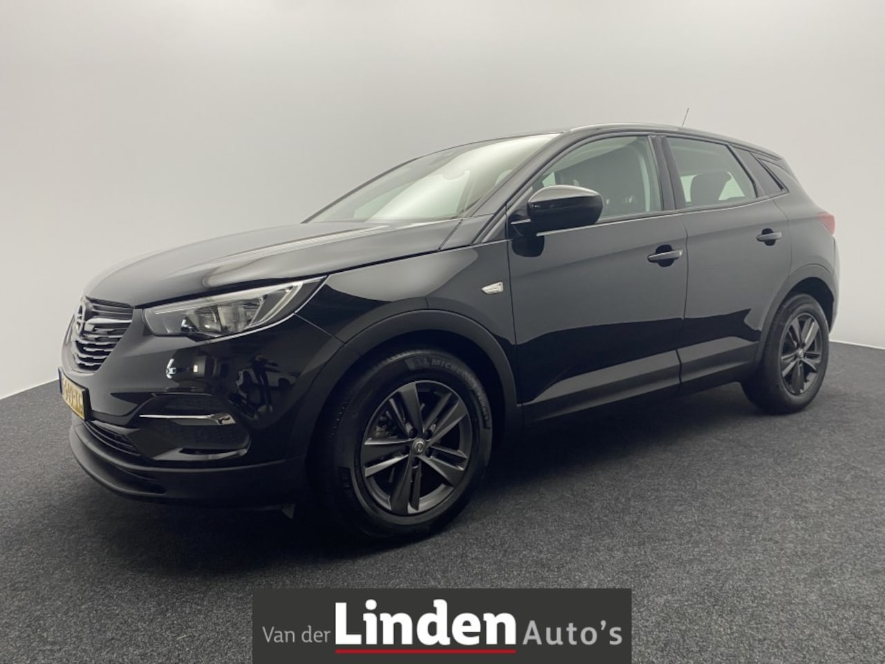 Opel Grandland X - 1.2 Turbo Edition Airco | Cruise Control | Car Play - AutoWereld.nl