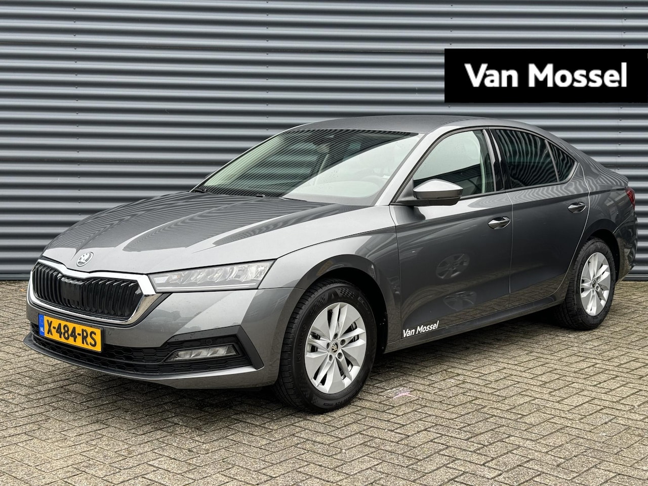 Skoda Octavia - 1.0 TSI Business Edition 110 PK | LED Koplampen | Navigatie | Climate Control | Elektrisch - AutoWereld.nl