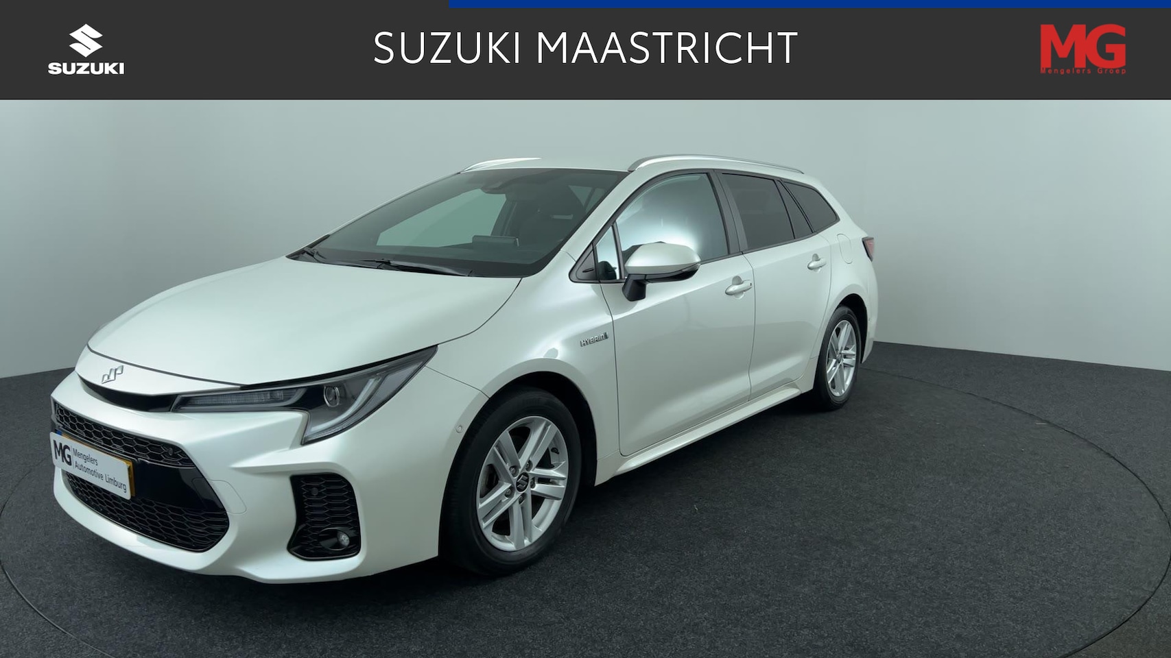 Suzuki Swace - 1.8 Hybrid Style Parkeersensoren - Navi - P.cam - AutoWereld.nl