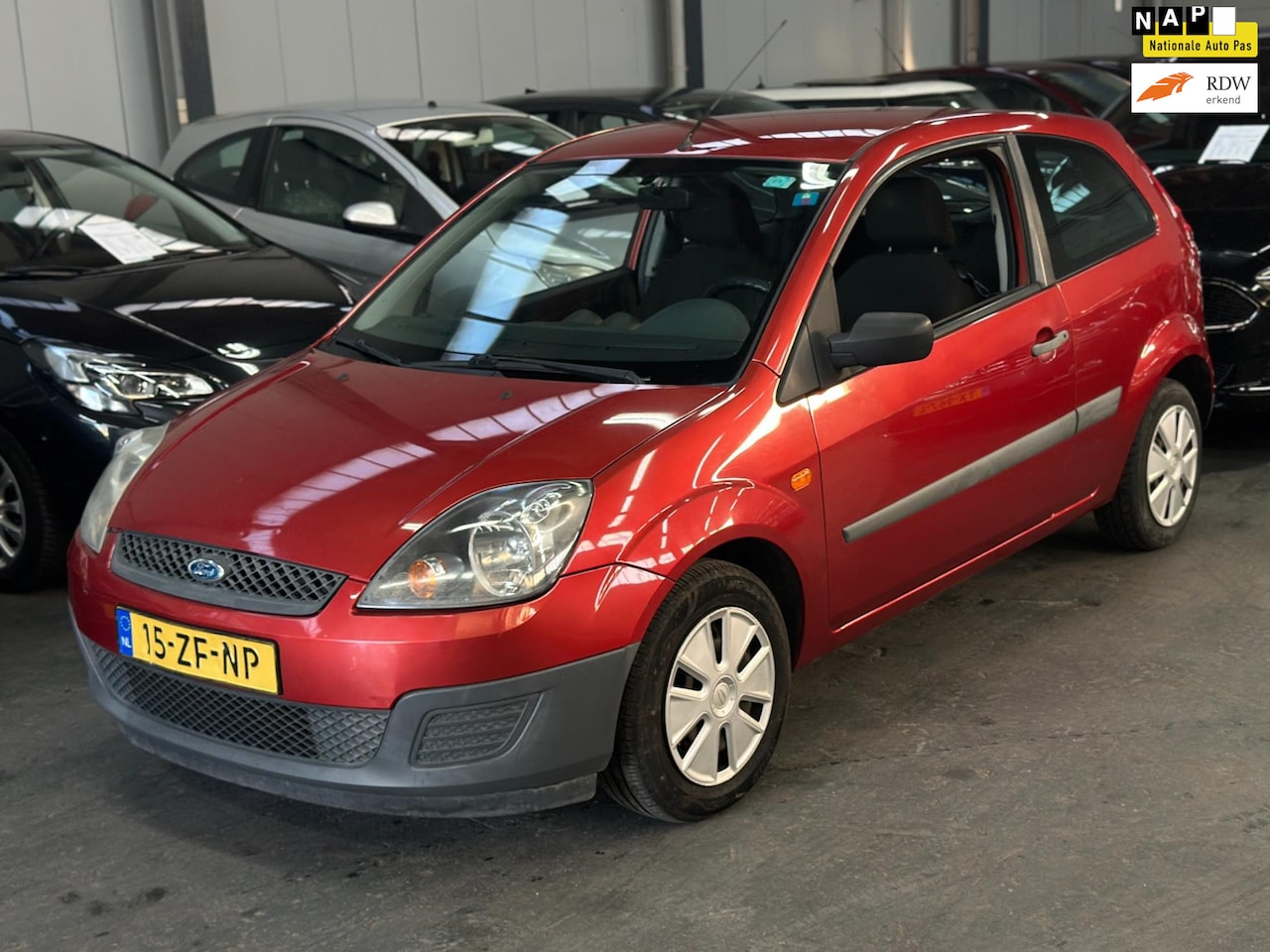 Ford Fiesta - 1.3-8V Champion Nieuwe APK NAP - AutoWereld.nl